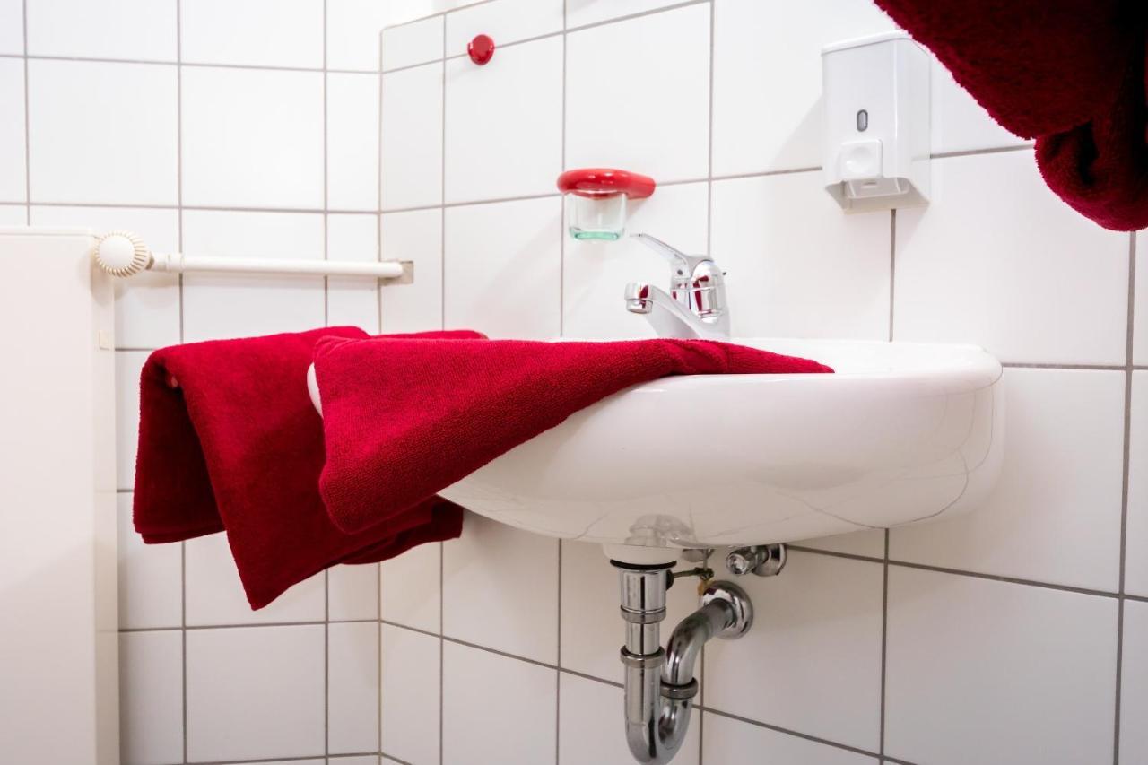 Wohlfuehlhotel Im Schlosspark - Self Checkin Willebadessen Екстериор снимка